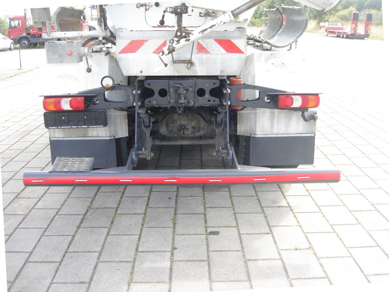 Mercedes-Benz Arocs 3240 B 8x4 - Domiešavač: obrázok 5 Mercedes-Benz Arocs 3240 B 8x4 - Domiešavač: obrázok 5