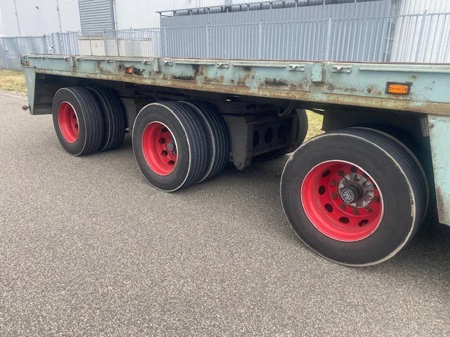 Floor open oplegger 3 asser uitschuifbaar, 2 x stuur, 1 x liftas - Plošinový/ Valníkový náves: obrázok 3 Floor open oplegger 3 asser uitschuifbaar, 2 x stuur, 1 x liftas - Plošinový/ Valníkový náves: obrázok 3