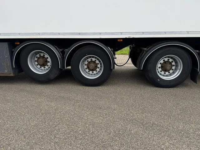 Pacton koelvriesoplegger 3 asser met carrier vector koelmachine, stuuras.. - Náves chladírenské: obrázok 5 Pacton koelvriesoplegger 3 asser met carrier vector koelmachine, stuuras.. - Náves chladírenské: obrázok 5