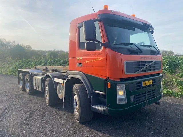 Volvo FM 440 8x4 ,containersysteem, handgeschakeld, luchtvering, naafreductie... - Nákladne vozidlo - káblový systém: obrázok 2 Volvo FM 440 8x4 ,containersysteem, handgeschakeld, luchtvering, naafreductie... - Nákladne vozidlo - káblový systém: obrázok 2