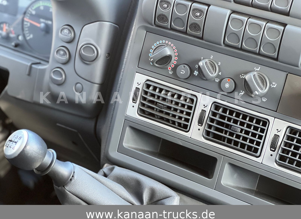 Leasing  Iveco ML100E22WM-BW 4x4  Camper Exped 19 TKm Iveco ML100E22WM-BW 4x4  Camper Exped 19 TKm: obrázok 21