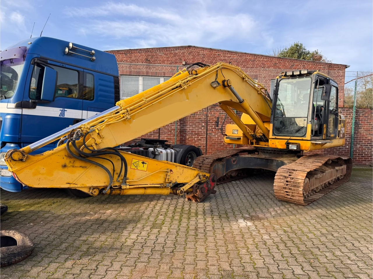 Komatsu PC 210 LCD-8 - Pásové rýpadlo: obrázok 4 Komatsu PC 210 LCD-8 - Pásové rýpadlo: obrázok 4