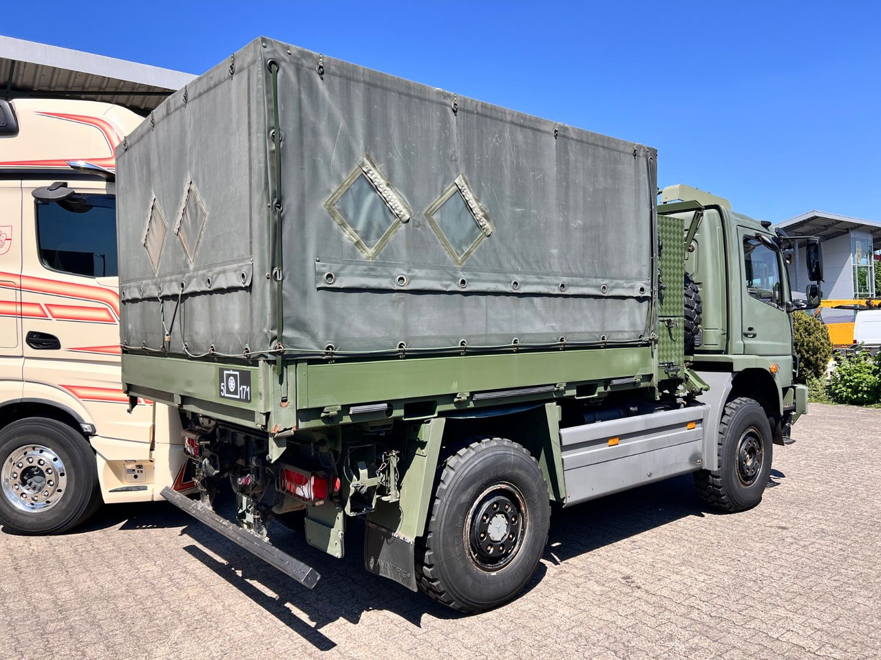Mercedes-Benz 1018 Atego 4x4 Allrad Miltär Camper Expedition - Kontejnérový podvozek/ Výměnná nástavba: obrázok 4 Mercedes-Benz 1018 Atego 4x4 Allrad Miltär Camper Expedition - Kontejnérový podvozek/ Výměnná nástavba: obrázok 4