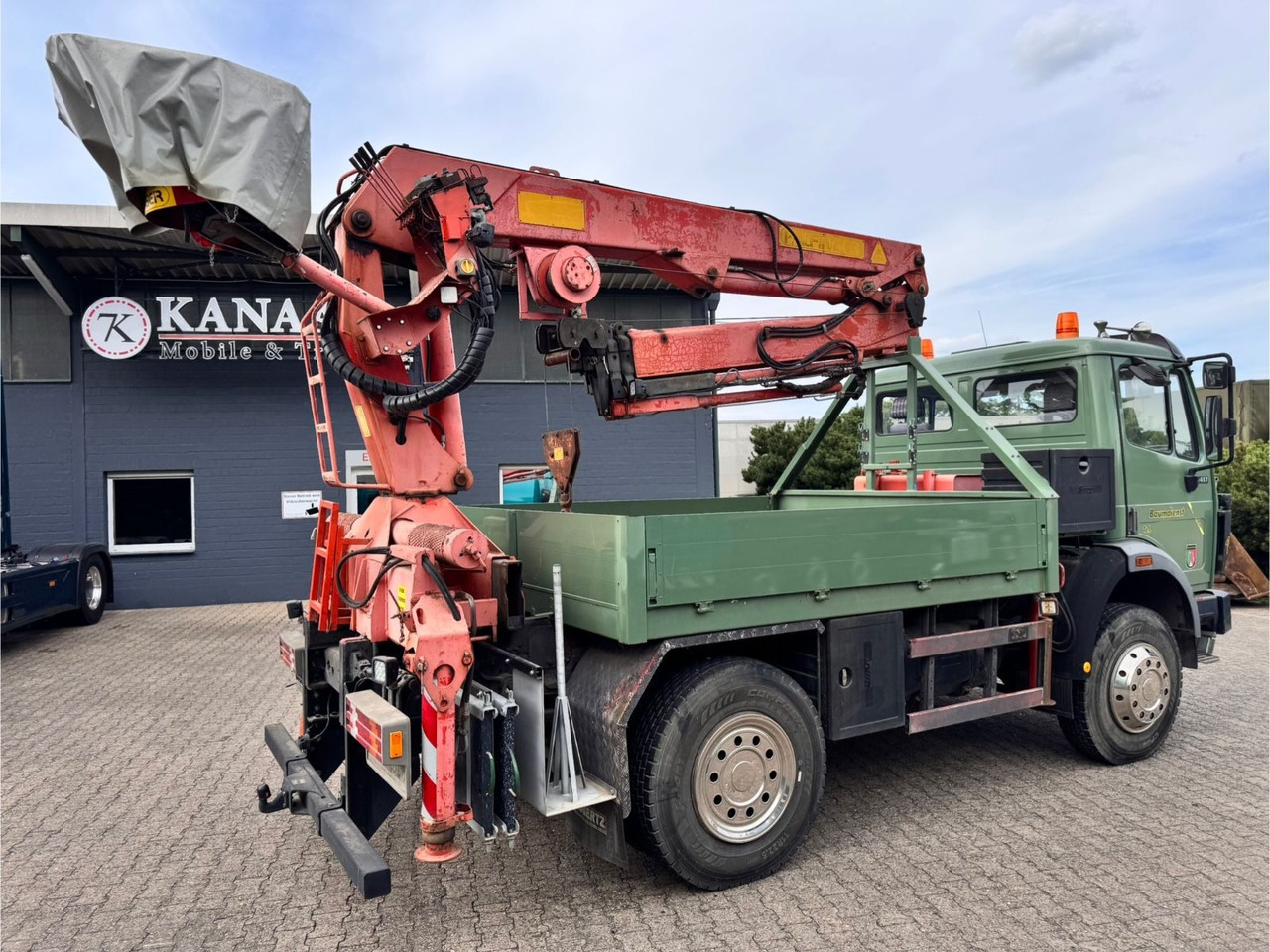 Mercedes-Benz 1417 AK Allrad Palfinger Montagekran 17,7m 64TKM - Auto s hydraulickou rukou: obrázok 5 Mercedes-Benz 1417 AK Allrad Palfinger Montagekran 17,7m 64TKM - Auto s hydraulickou rukou: obrázok 5
