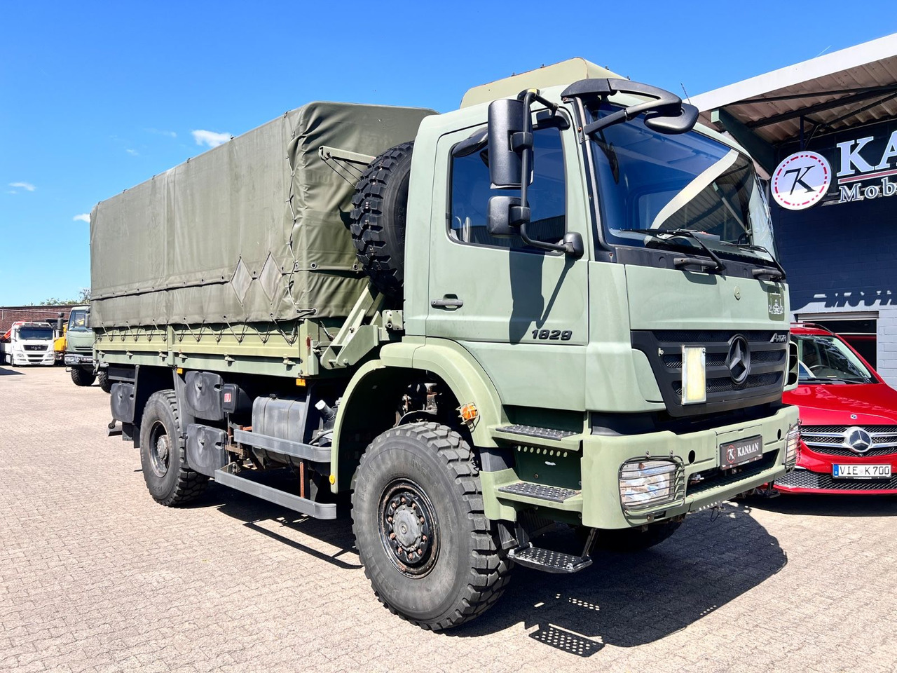 Mercedes-Benz 1829 A Axor 4x4 EX- 31 TKM Camper Expedi - Plachtové nákladné vozidlo: obrázok 1 Mercedes-Benz 1829 A Axor 4x4 EX- 31 TKM Camper Expedi - Plachtové nákladné vozidlo: obrázok 1