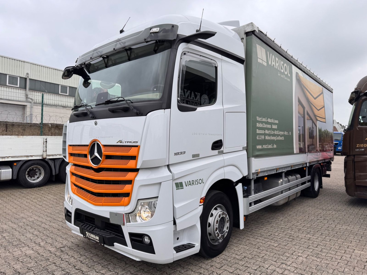 Mercedes-Benz 1833 Actros 5 StreamSPace LBW - Plachtové nákladné vozidlo: obrázok 3 Mercedes-Benz 1833 Actros 5 StreamSPace LBW - Plachtové nákladné vozidlo: obrázok 3