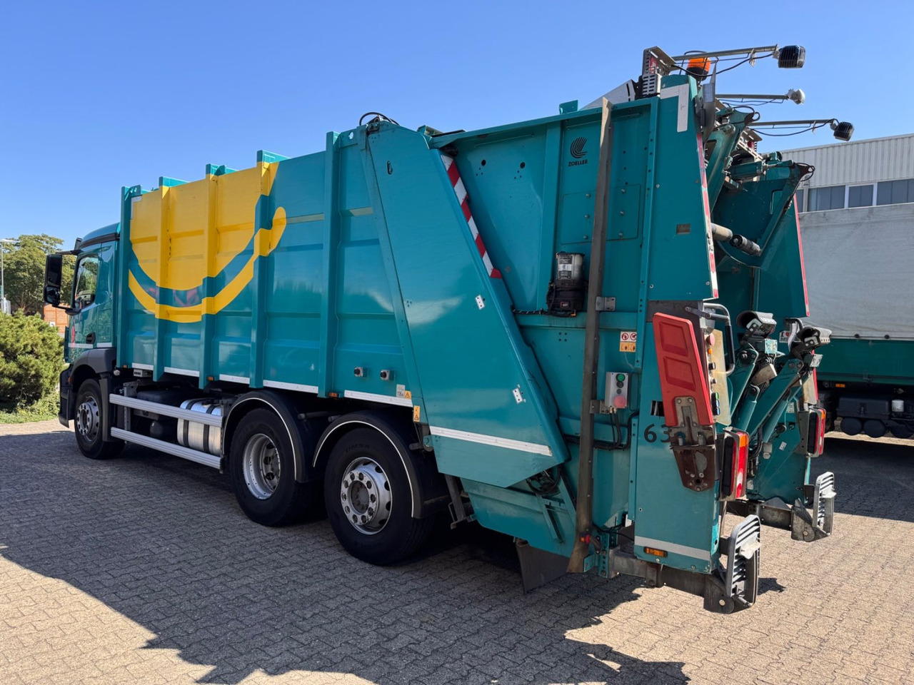 Mercedes-Benz 2533 Antos Müllwagen Zöller ATM bei 90Tkm - Auto na odvoz odpadu: obrázok 5 Mercedes-Benz 2533 Antos Müllwagen Zöller ATM bei 90Tkm - Auto na odvoz odpadu: obrázok 5