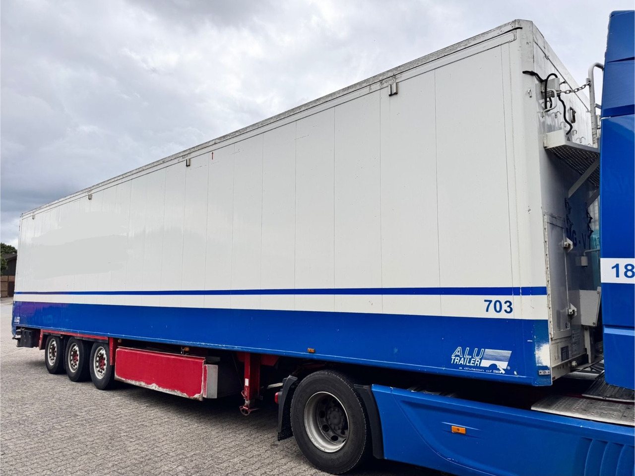 Stas S300 ZX Walkingfloor 3 x Vorhanden TÜV NEU - Náves s posuvnou podlahou: obrázok 4 Stas S300 ZX Walkingfloor 3 x Vorhanden TÜV NEU - Náves s posuvnou podlahou: obrázok 4