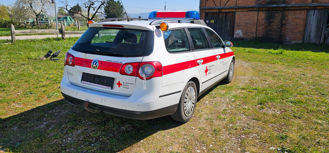 Volkswagen Allrad Feuerwehr Kommandowagen HVO KDOW ELW - Sedan: obrázok 4 Volkswagen Allrad Feuerwehr Kommandowagen HVO KDOW ELW - Sedan: obrázok 4