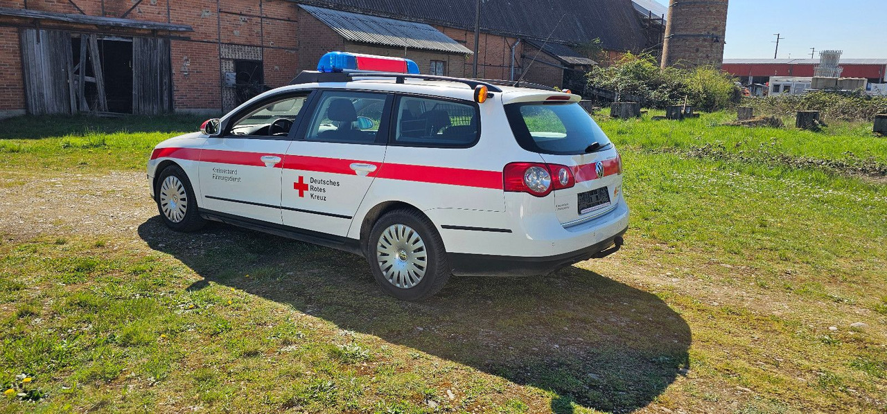 Volkswagen Allrad Feuerwehr Kommandowagen HVO KDOW ELW - Sedan: obrázok 3 Volkswagen Allrad Feuerwehr Kommandowagen HVO KDOW ELW - Sedan: obrázok 3