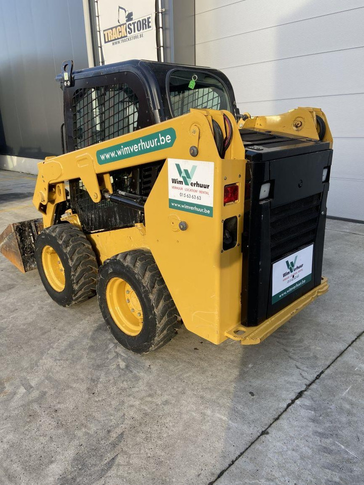 CAT 226 D3 (5867) - Šmykom riadený nakladač: obrázok 2 CAT 226 D3 (5867) - Šmykom riadený nakladač: obrázok 2