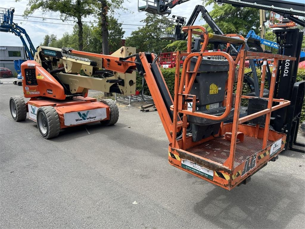 JLG E450AJ (2005) - Kĺbová pracovná plošina: obrázok 1 JLG E450AJ (2005) - Kĺbová pracovná plošina: obrázok 1