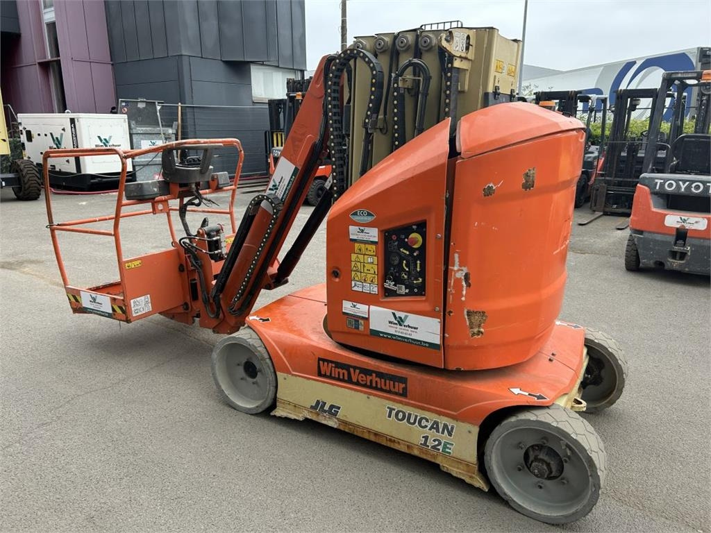 JLG Toucan 12E (1933) - Stĺpová plošina: obrázok 2 JLG Toucan 12E (1933) - Stĺpová plošina: obrázok 2