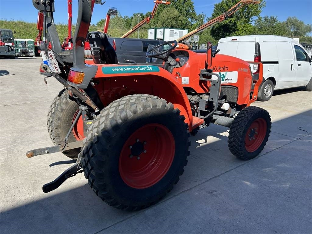 Kubota L1-382 (5283) - Komunálny traktor: obrázok 5 Kubota L1-382 (5283) - Komunálny traktor: obrázok 5