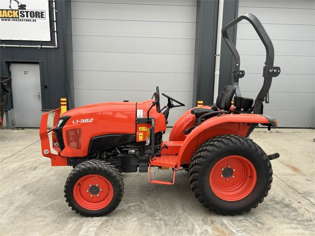 Kubota L1-382 (7325) - Komunálny traktor: obrázok 3 Kubota L1-382 (7325) - Komunálny traktor: obrázok 3