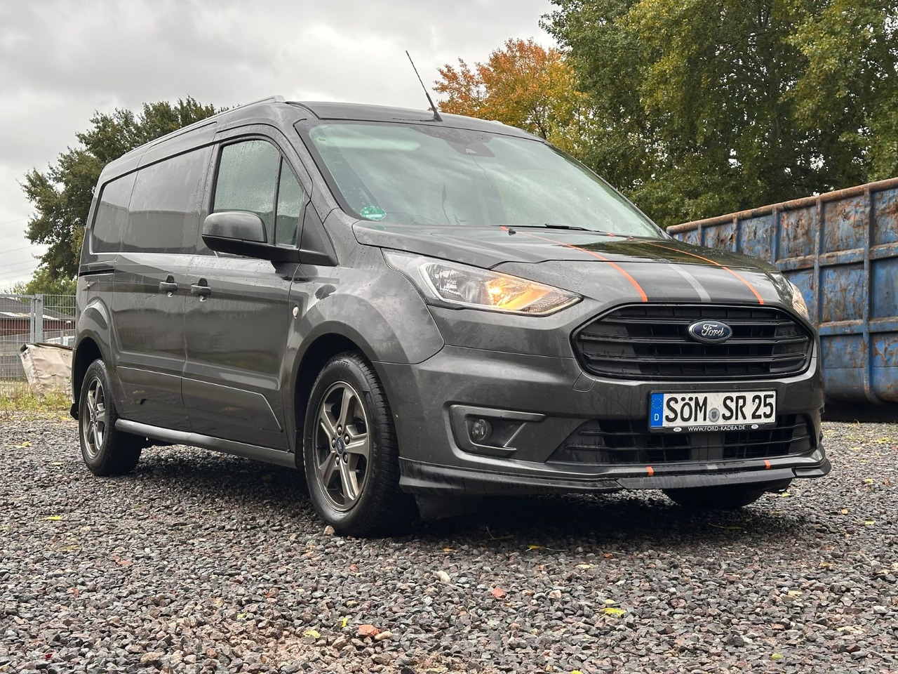 Ford Transit Connect (AC*SitzHZ*Rückfahrkamera) - Mikrobus: obrázok 1 Ford Transit Connect (AC*SitzHZ*Rückfahrkamera) - Mikrobus: obrázok 1