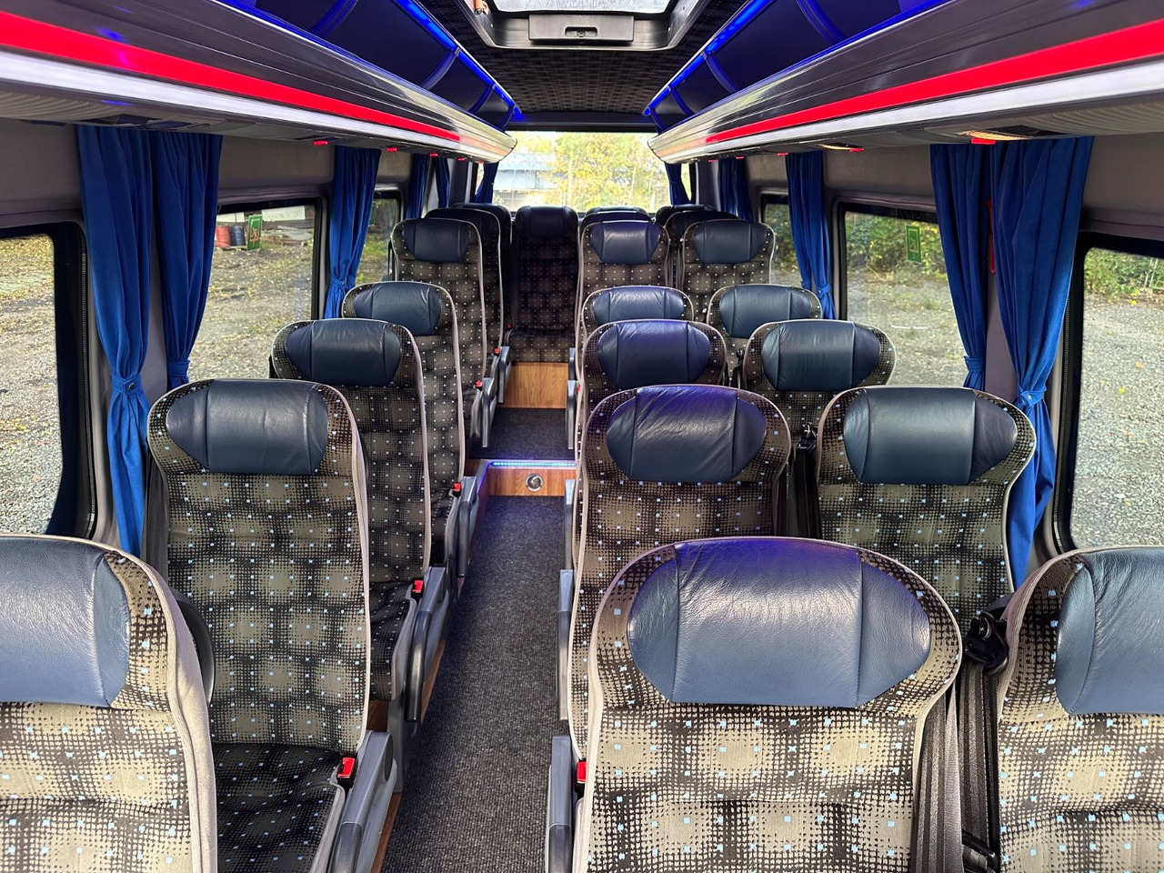 Mercedes-Benz Sprinter 516 CDi (DE*Klima*23 Reisesitze) - Minibus, Mikrobus: obrázok 5 Mercedes-Benz Sprinter 516 CDi (DE*Klima*23 Reisesitze) - Minibus, Mikrobus: obrázok 5