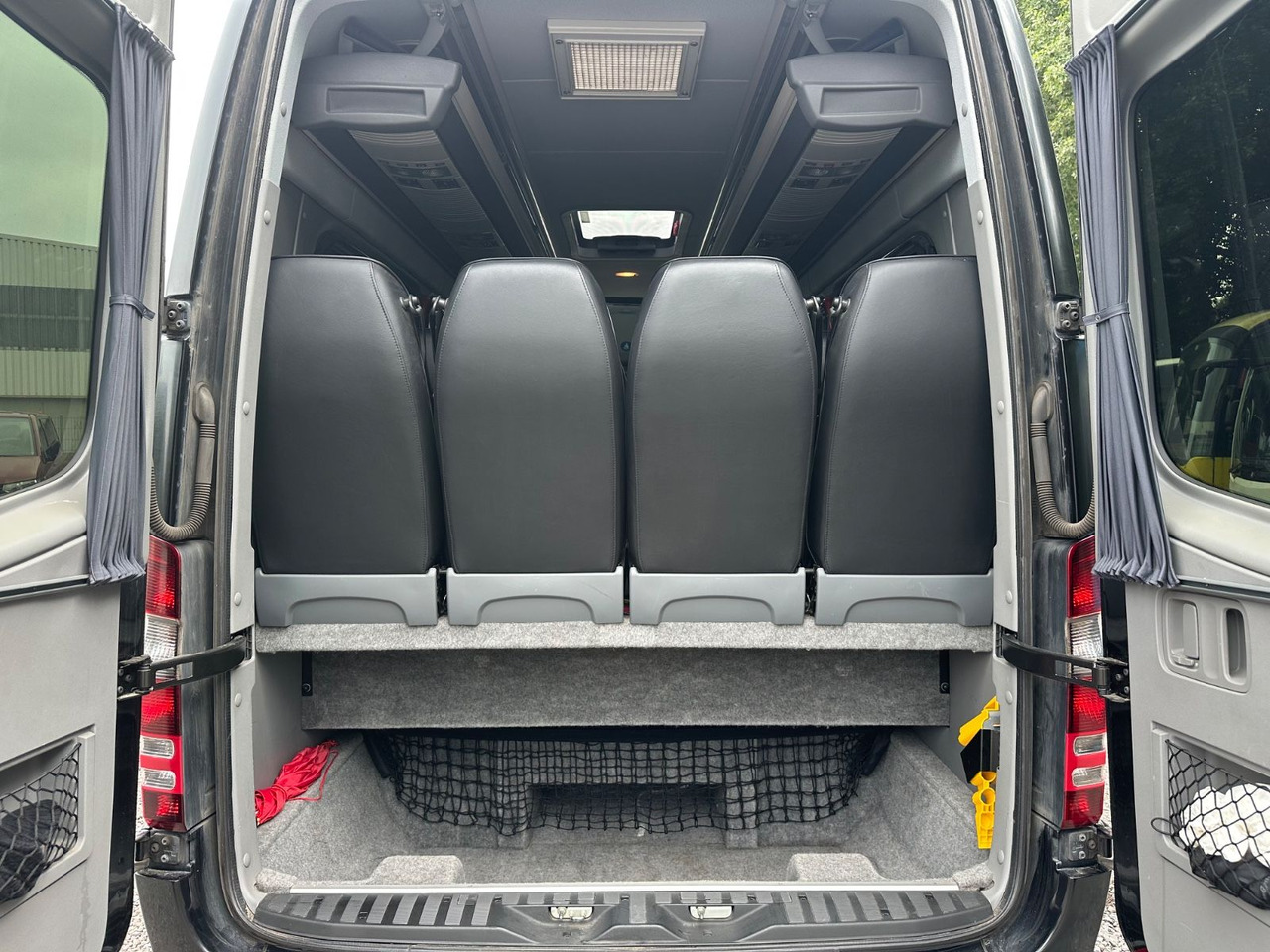 Mercedes-Benz Sprinter 519 CDi (Euro 6*Leder Sitze) - Minibus, Mikrobus: obrázok 4 Mercedes-Benz Sprinter 519 CDi (Euro 6*Leder Sitze) - Minibus, Mikrobus: obrázok 4