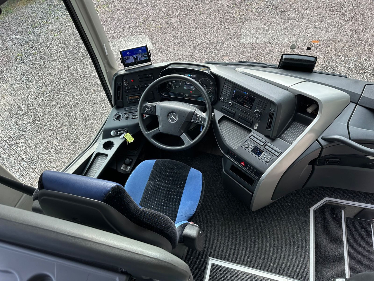 Mercedes-Benz Tourismo E 16 RHD-M/2A (wenig Km*TOP*61 Sitze) - Autokar: obrázok 4 Mercedes-Benz Tourismo E 16 RHD-M/2A (wenig Km*TOP*61 Sitze) - Autokar: obrázok 4