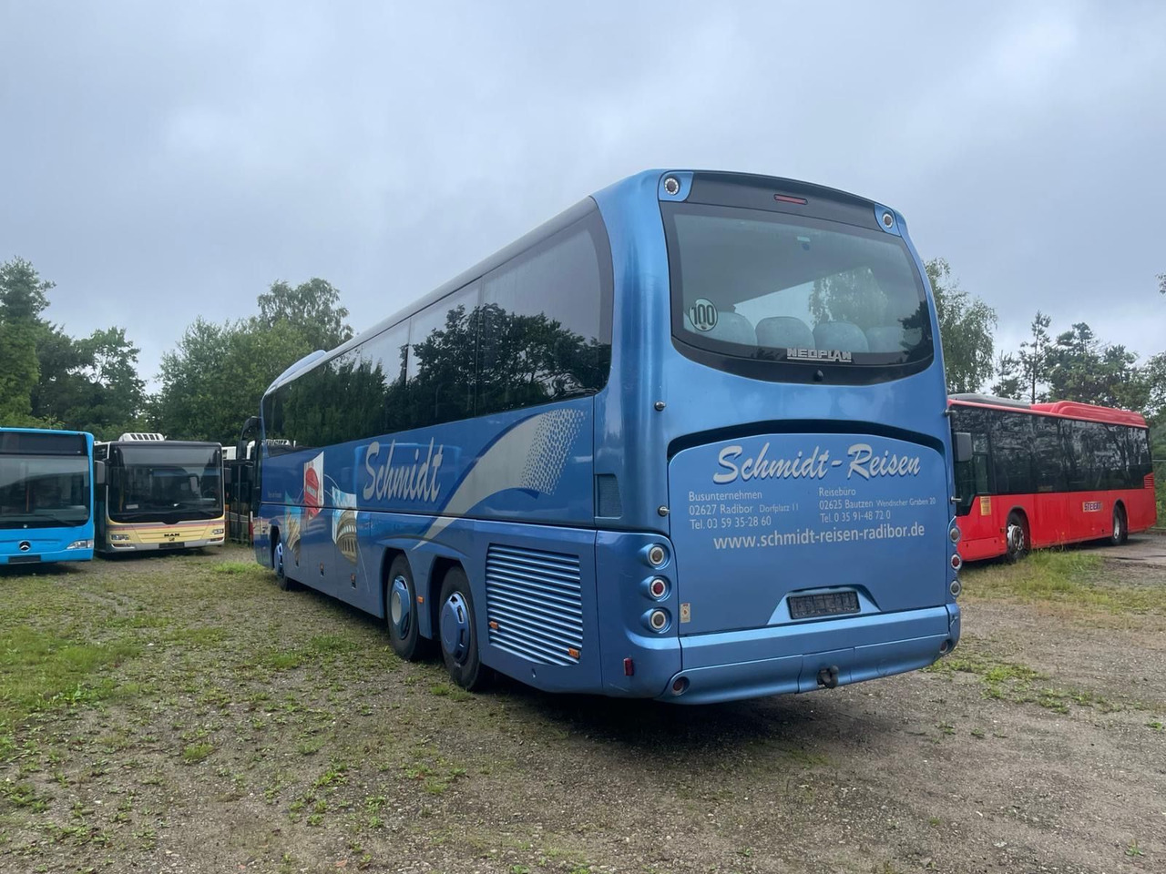 Neoplan Tourliner L P22 (59 Sitze*Schalt*TOP*DE) - Autokar: obrázok 3 Neoplan Tourliner L P22 (59 Sitze*Schalt*TOP*DE) - Autokar: obrázok 3