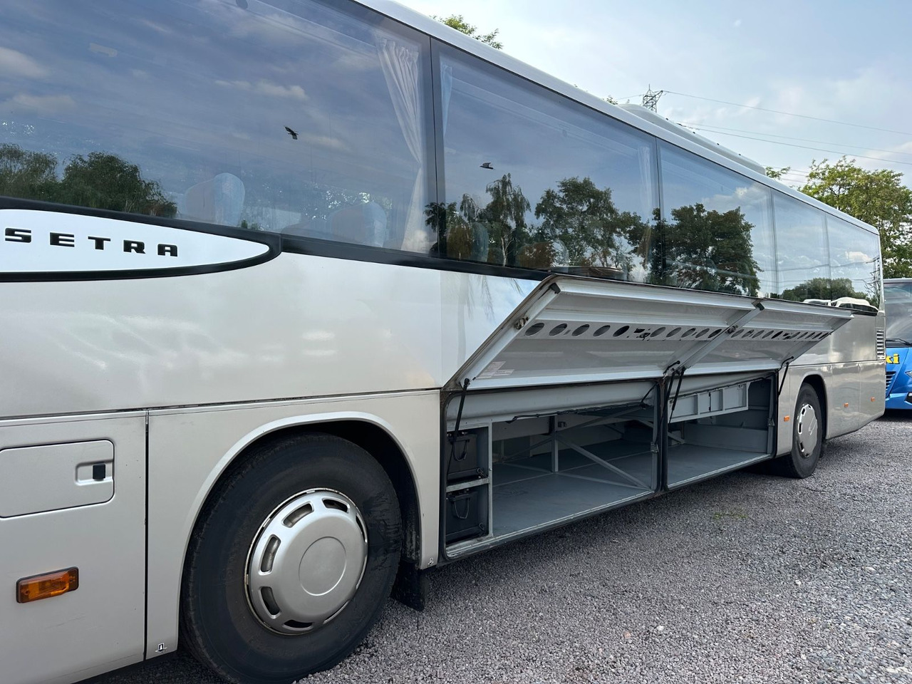 Setra S 415 UL GT (Motor neu*TOP) - Prímestský autobus: obrázok 5 Setra S 415 UL GT (Motor neu*TOP) - Prímestský autobus: obrázok 5