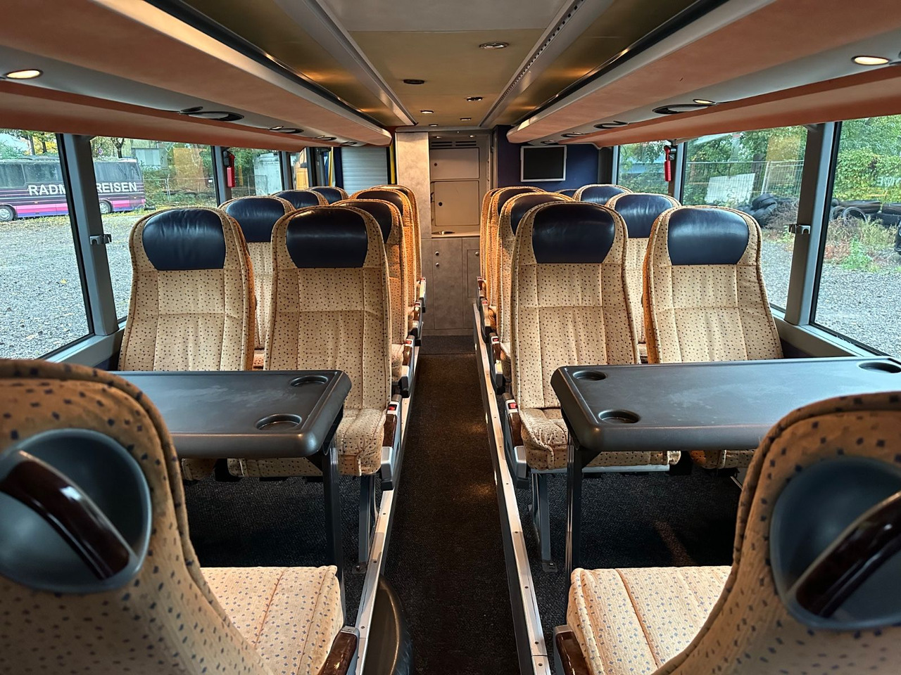 Dvojposchodový autobus Setra S 431 DT (80 Sitze*TOP*Euro 4): obrázok 19 Dvojposchodový autobus Setra S 431 DT (80 Sitze*TOP*Euro 4): obrázok 19