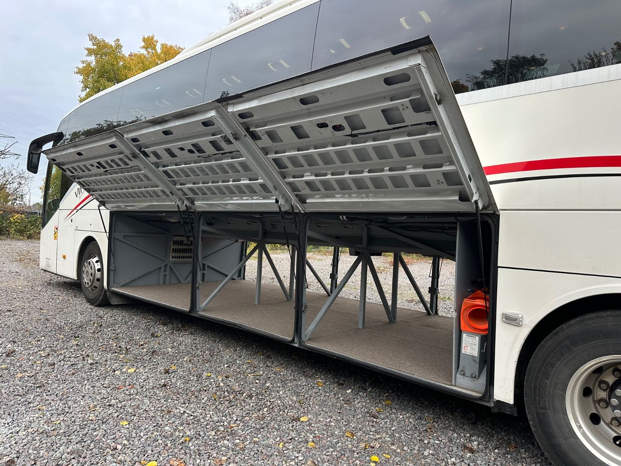 Setra S 516 HD/2A (Heck WC+Küche*DE-Bus) - Autokar: obrázok 4 Setra S 516 HD/2A (Heck WC+Küche*DE-Bus) - Autokar: obrázok 4