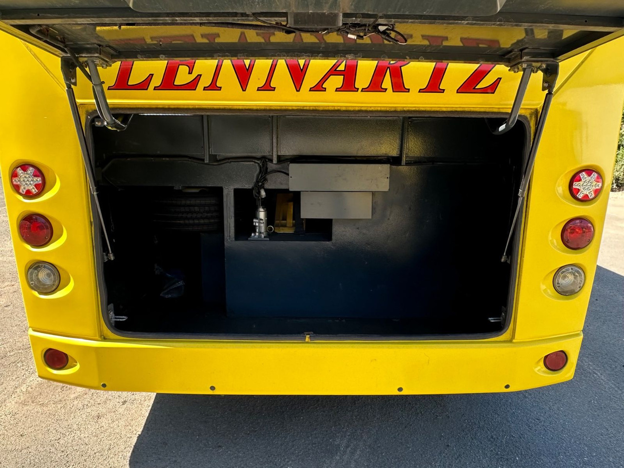 Temsa MD7 plus (wenig Km*34 Sitze*DE) MD9 - Minibus, Mikrobus: obrázok 4 Temsa MD7 plus (wenig Km*34 Sitze*DE) MD9 - Minibus, Mikrobus: obrázok 4