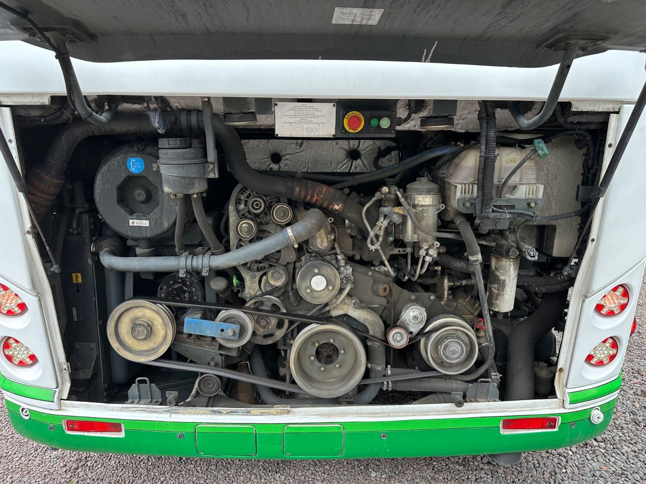 Temsa MD9 C (wenig Km*WC*DE) - Minibus, Mikrobus: obrázok 4 Temsa MD9 C (wenig Km*WC*DE) - Minibus, Mikrobus: obrázok 4