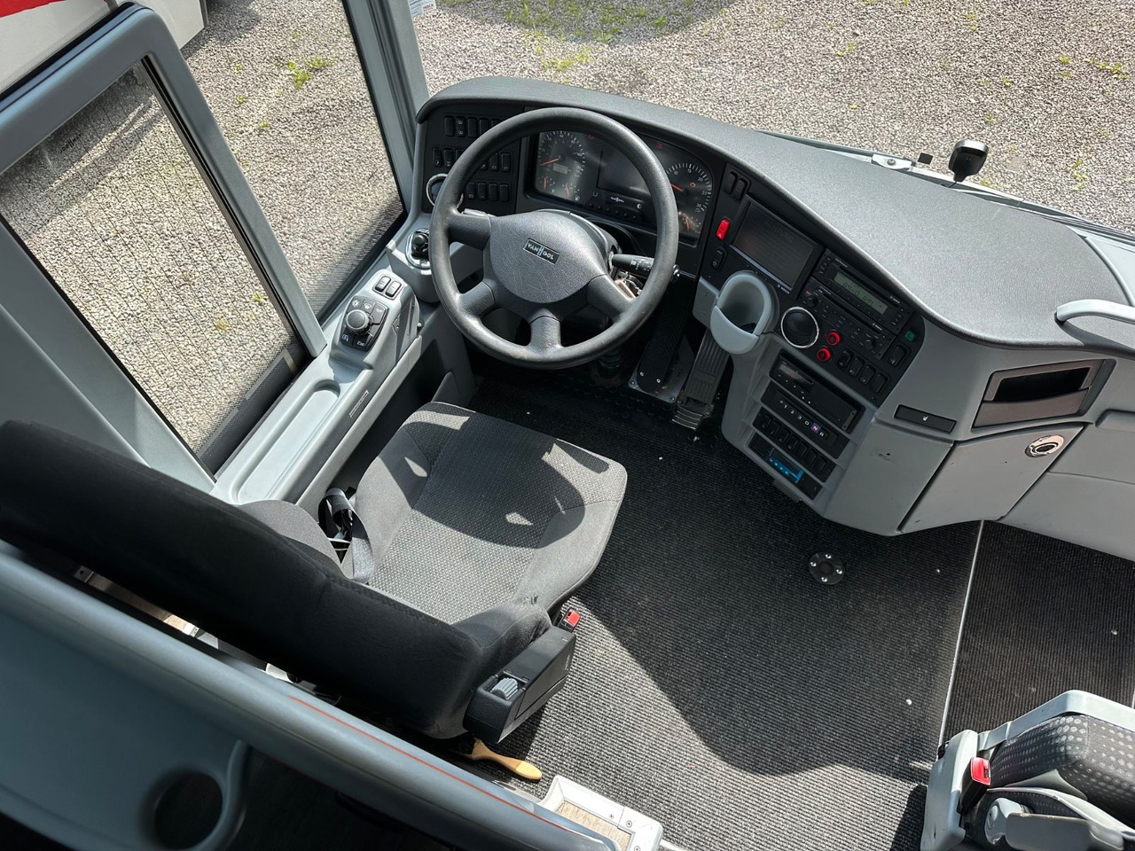 Vanhool TX16 Alicron (TOP*Euro 6) 515 /O350 - Autokar: obrázok 5 Vanhool TX16 Alicron (TOP*Euro 6) 515 /O350 - Autokar: obrázok 5