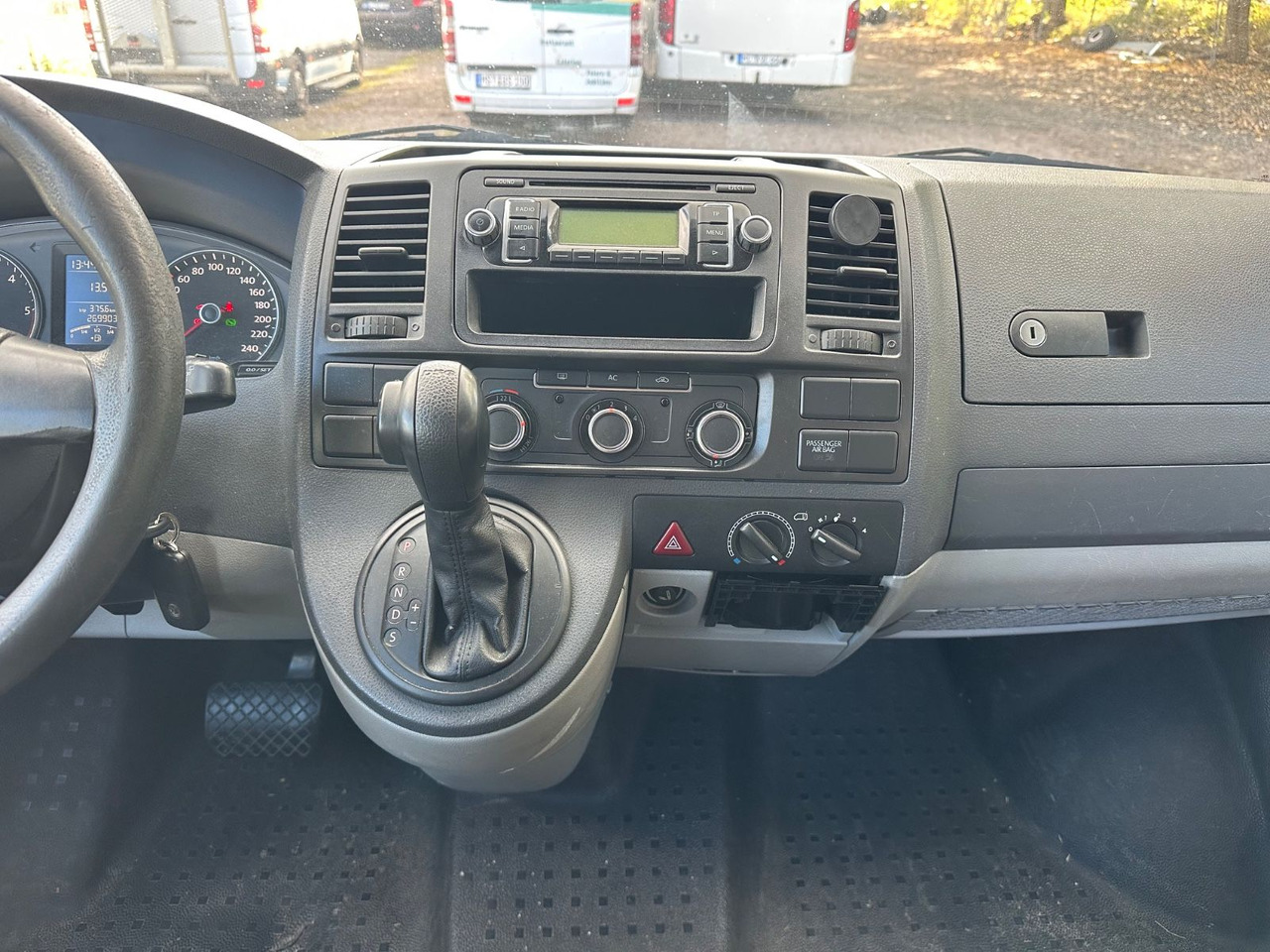 Leasing  Volkswagen T5 Kombi Volkswagen T5 Kombi: obrázok 11