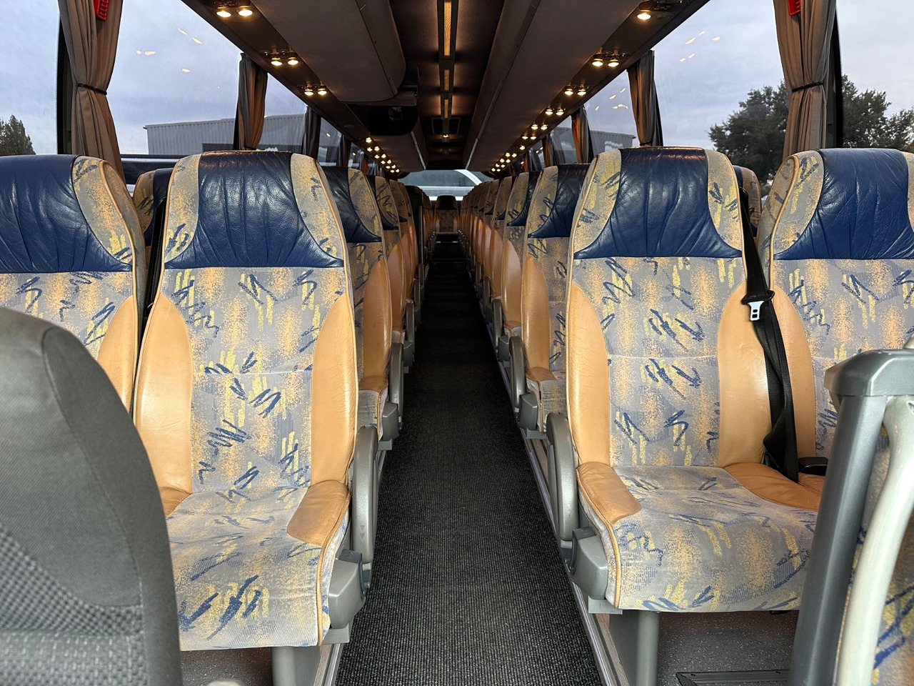 Autokar Volvo 9700 HD 6x2 Euro 5(9900*416 HD*Tourismo RHD-M): obrázok 16 Autokar Volvo 9700 HD 6x2 Euro 5(9900*416 HD*Tourismo RHD-M): obrázok 16