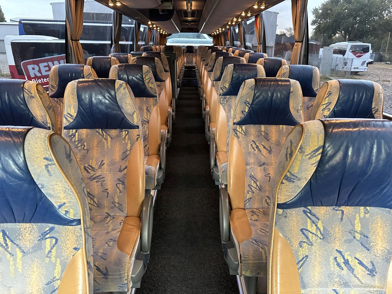 Autokar Volvo 9700 HD 6x2 Euro 5(9900*416 HD*Tourismo RHD-M): obrázok 15 Autokar Volvo 9700 HD 6x2 Euro 5(9900*416 HD*Tourismo RHD-M): obrázok 15